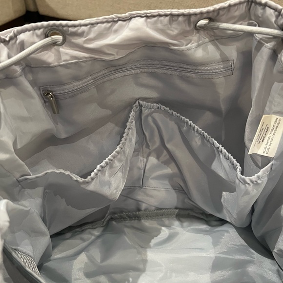 Blogilates Backpack - Picture 9 of 9